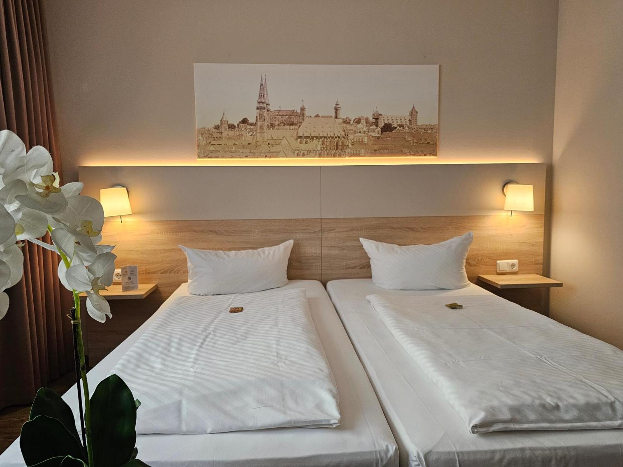 Hotel Alpha Нюрнберг Экстерьер фото